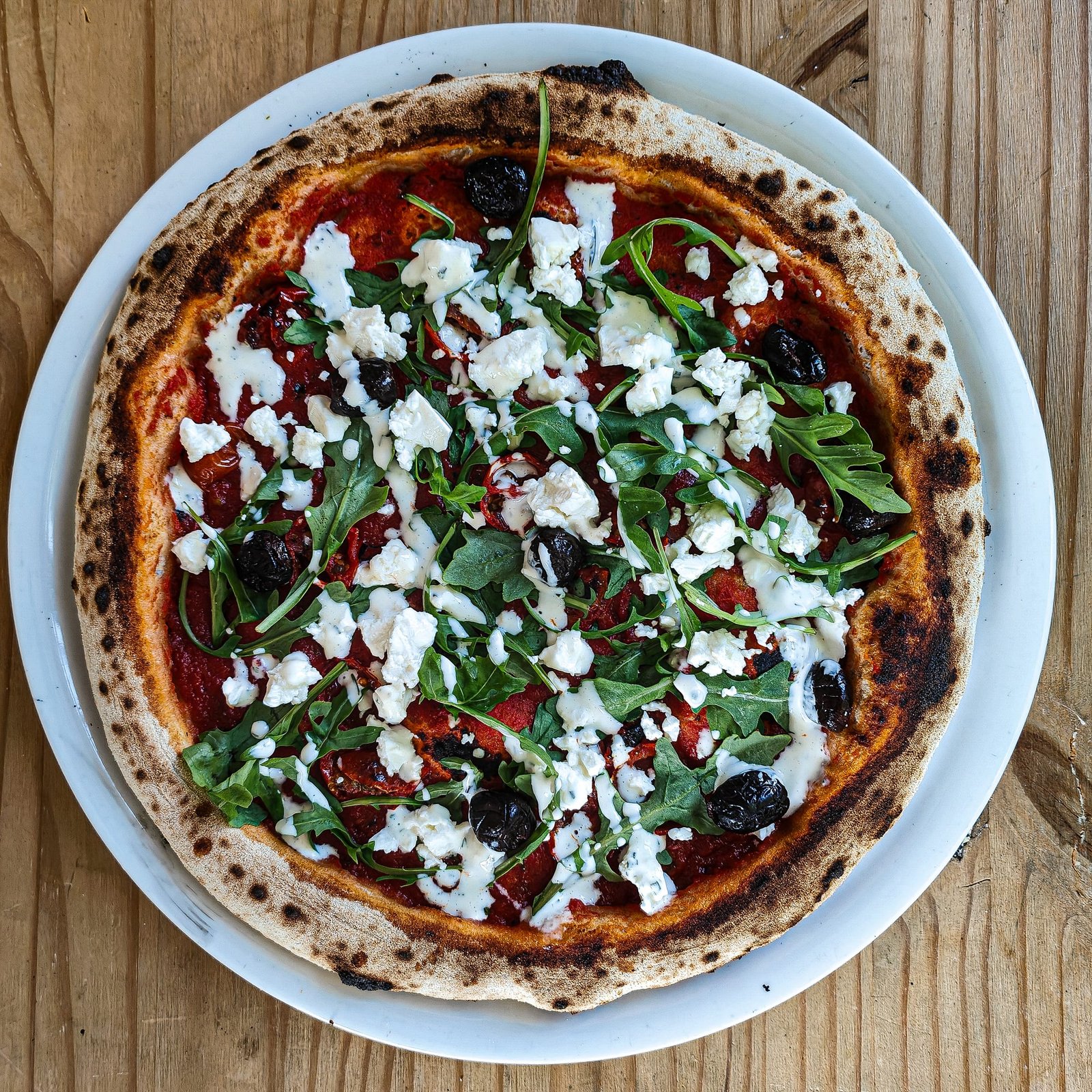 Pizza artisanale Régine cuite au four à bois — atelier pizza Fontaines-sur-Saône